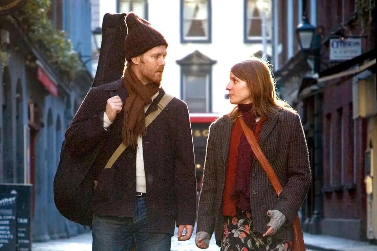 Glen Hansard , Redes sociales