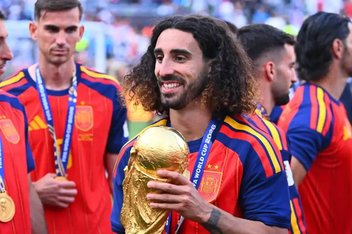 Cucurella, Instagram