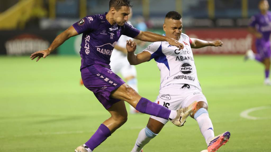 Partido entre Alianza y Antigua GFC por la Copa Centroamericana 2026 | EFE