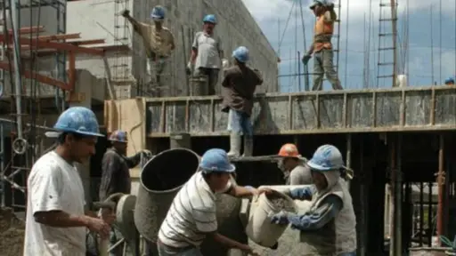 Albañiles encuentran un tesoro valorado en más de 10 millones de dólares