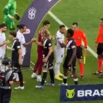 Le niegan saludo a Neymar en la Liga de Brasil - Captura de pantalla