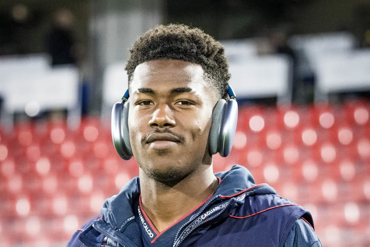 Yael Trepy, delantero francés de 20 años que milita en el Cagliari y permanece en coma inducido después de estar a punto de morir ahogado - Cagliari