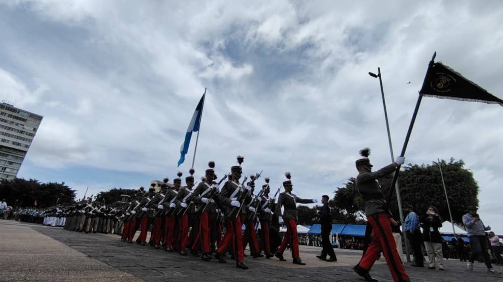 Ceremonia del Día Nacional de la Bandera en la plaza de la Constitución, el 17 de agosto de 2026. | Omar Solís/EU
