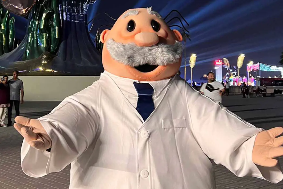 Dr. Simi, Dr. Simi