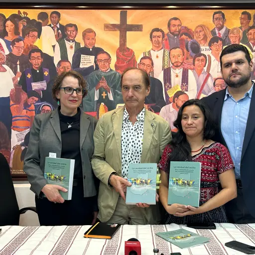 La organización Casa Centroamérica presentó el informe 'La verdad del exilio (2014-2025)' el viernes 14 de agosto de 2026. ,Omar Solís/Emisoras Unidas
