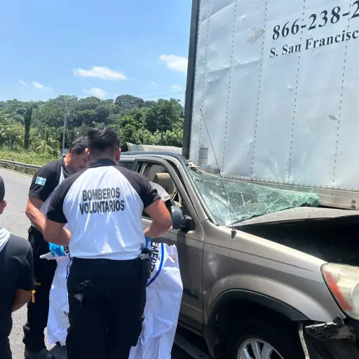 Una persona murió tras el accidente en Suchitepéquez. ,Bomberos Voluntarios