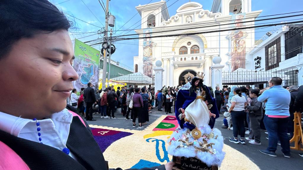 Nuestra Señora de la Asunción recorre las calles del Centro Histórico | Omar Solis