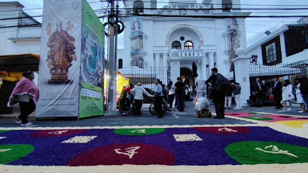 Nuestra Señora de la Asunción recorre las calles del Centro Histórico | Omar Solis