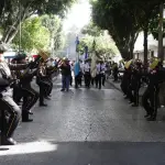 Los Bomberos Voluntarios recorren la 6a. avenida de las zonas 1 y 2 de la Ciudad de Guatemala. ,Bomberos Voluntarios.