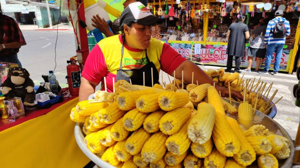 Guatemaltecos disfrutan de la Feria de Jocotenango 2026 | Omar Solis