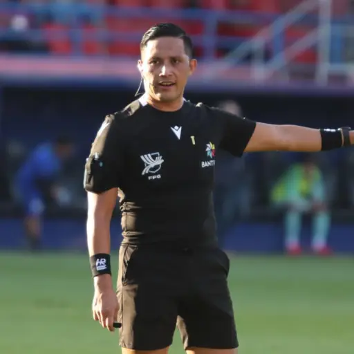 Árbitro Wildomar Ramírez 