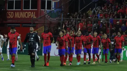 Copa Centroamericana: Municipal sigue en zona de clasificación