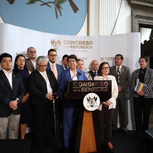 La propuesta busca beneficiar a quienes no pueden pagar las multas impuestas y permanecen recluidos. ,Foto Congreso