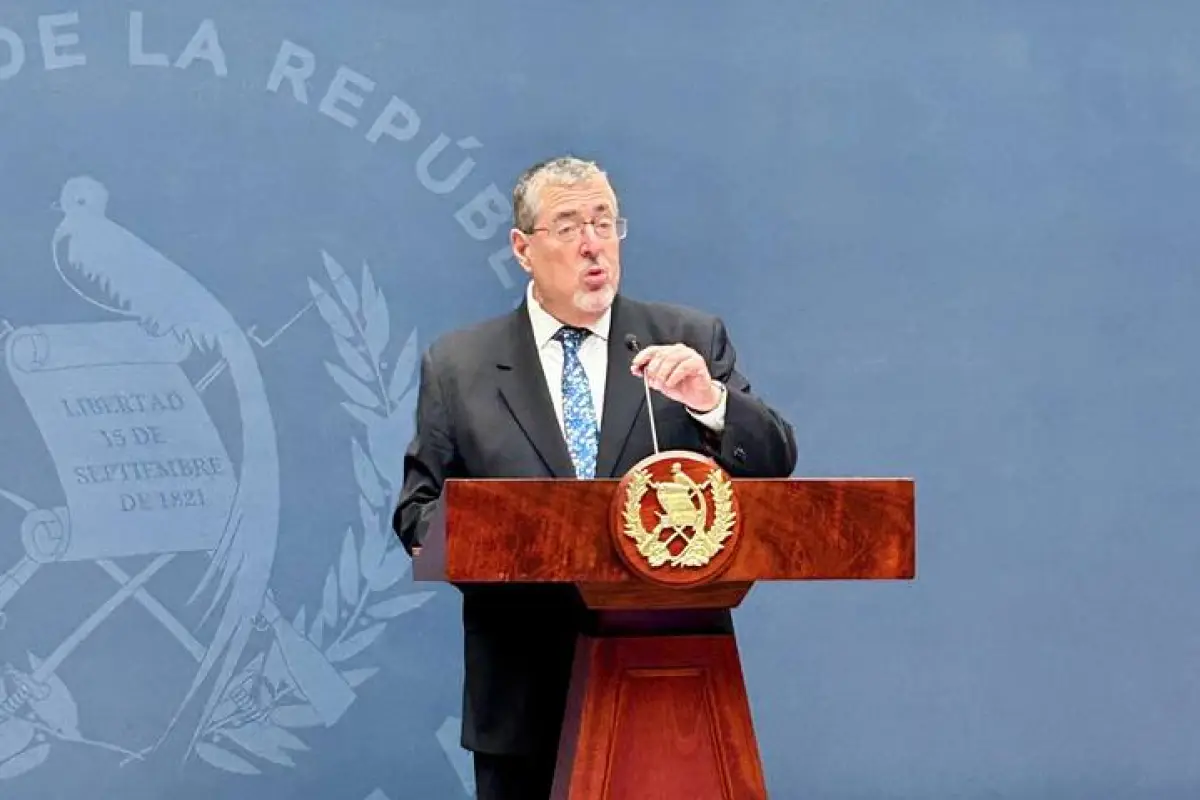 El presidente Bernardo Arévalo durante la conferencia de prensa "La Ronda", el lunes 10 de agosto de 2026., Omar Solís/Emisoras Unidas