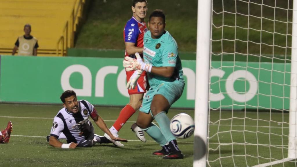 Partido entre Xelajú MC y Diriangén por la Copa Centroamericana 2026 | Alex Meoño