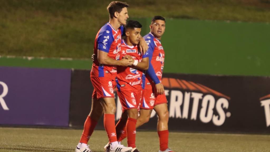 Partido entre Xelajú MC y Diriangén por la Copa Centroamericana 2026 | Alex Meoño