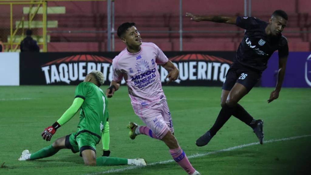 Copa Centroamericana 2026: Mixco vs. Umecit | Alex Meoño 
