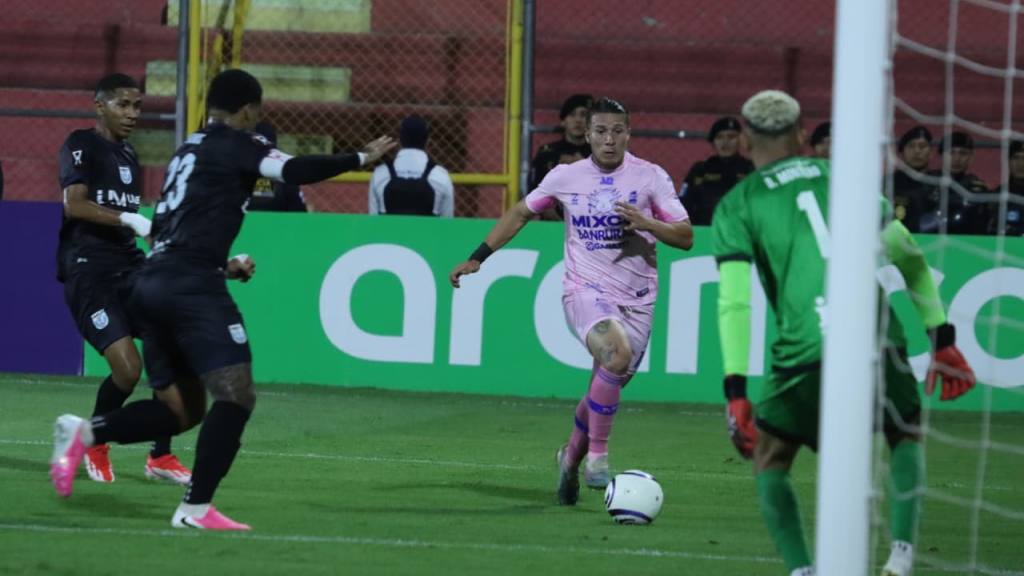 Copa Centroamericana 2026: Mixco vs. Umecit | Alex Meoño 