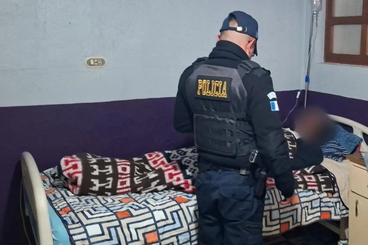 Denis, de 47 años, presentó complicaciones de salud, al ser notificado por las autoridades., Foto PNC