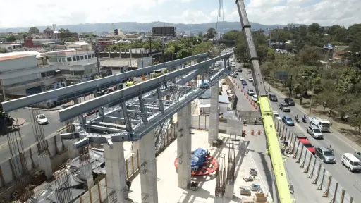Un área de construcción de estaciones del Aerometro en la Ciudad de Guatemala. ,Municipalidad de Guatemala