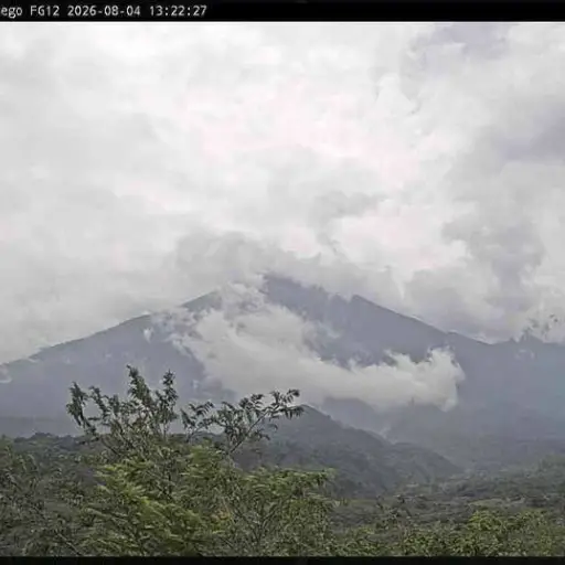 Actividad eruptiva del volcán de Fuego el martes, 4 de agosto de 2026. ,Insivumeh
