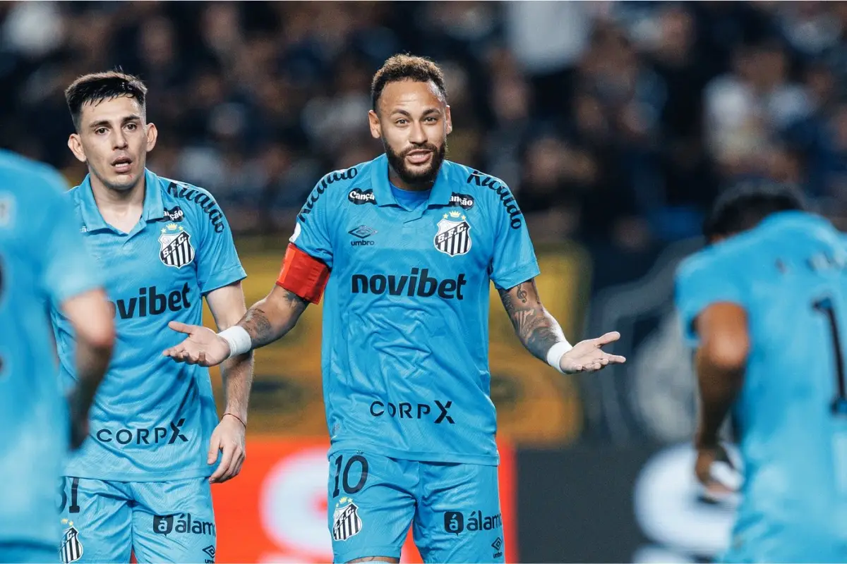 Neymar celebra el gol del Santos en los octavos de final de la Copa de Brasil - Santos FC