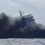 Cinco muertos y 41 desaparecidos tras incendio de un ferry en Indonesiat