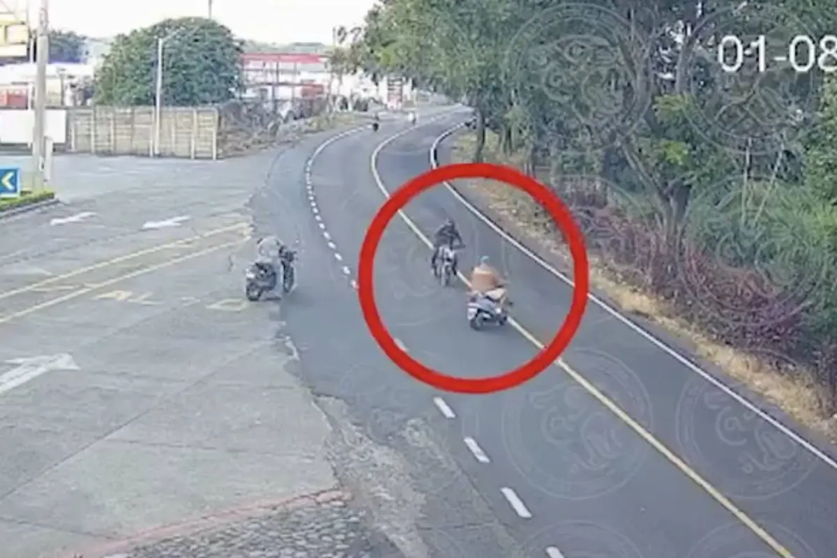 Ambos resultaron gravemente heridos., Captura de pantalla video de Facebook.