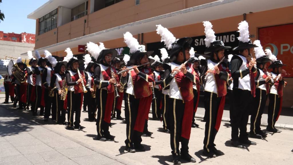 Caminata por la Juventud recorre las calles de la capital | Alex Meoño