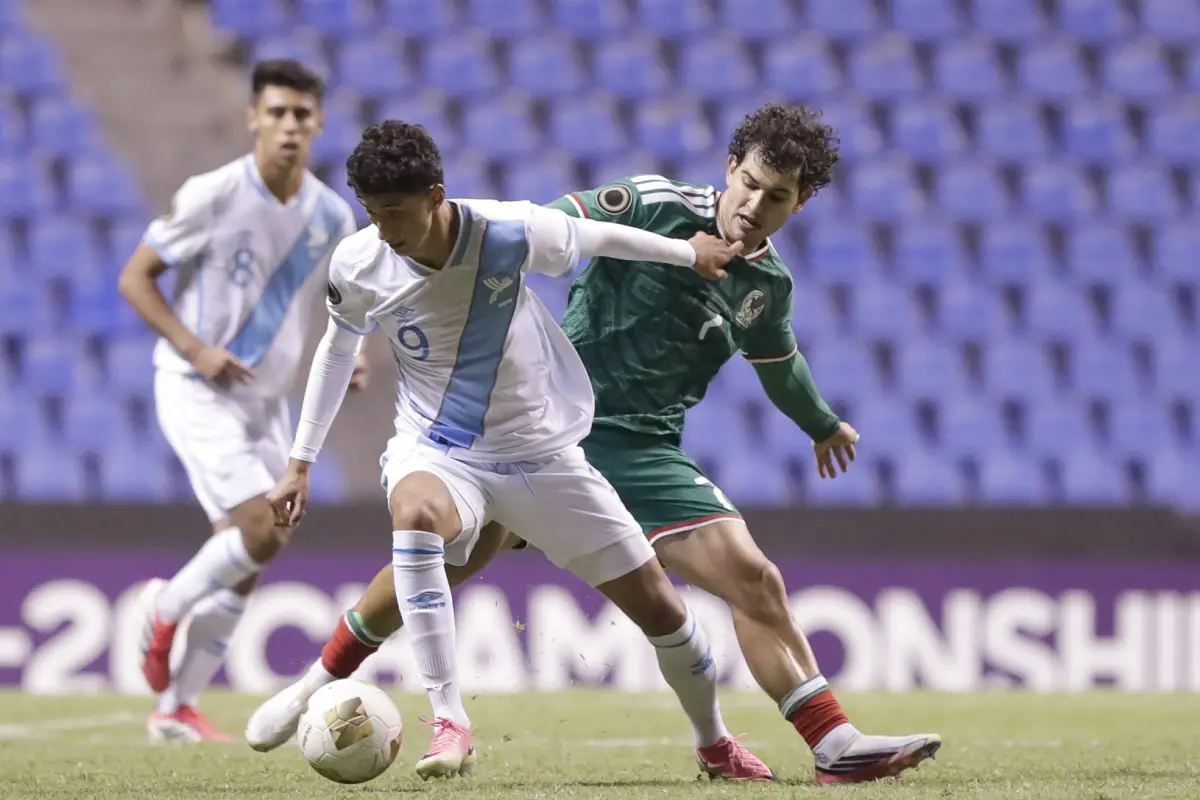 Duelo entre Guatemala y México en el Premundial Sub-20