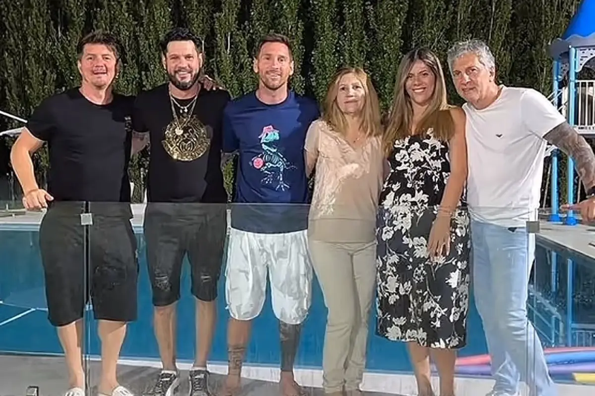 Lionel Messi junto a su familia - instagram @leomessi