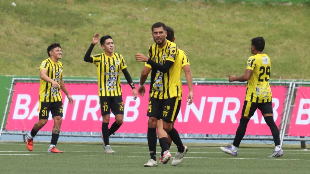 Apertura 2026: Aurora vs. Comunicaciones | Alex Meoño 