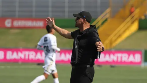 El Fantasma Figueroa deja de ser técnico de Comunicaciones
