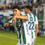 William Fajardo celebrando gol ante Guastatoya 