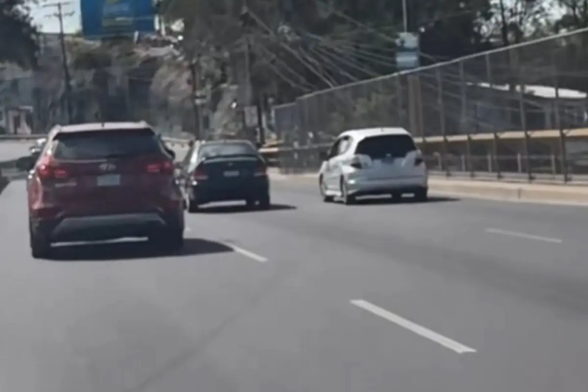El tránsito quedó totalmente liberado en este sector del Anillo Periférico., Captura de pantalla.