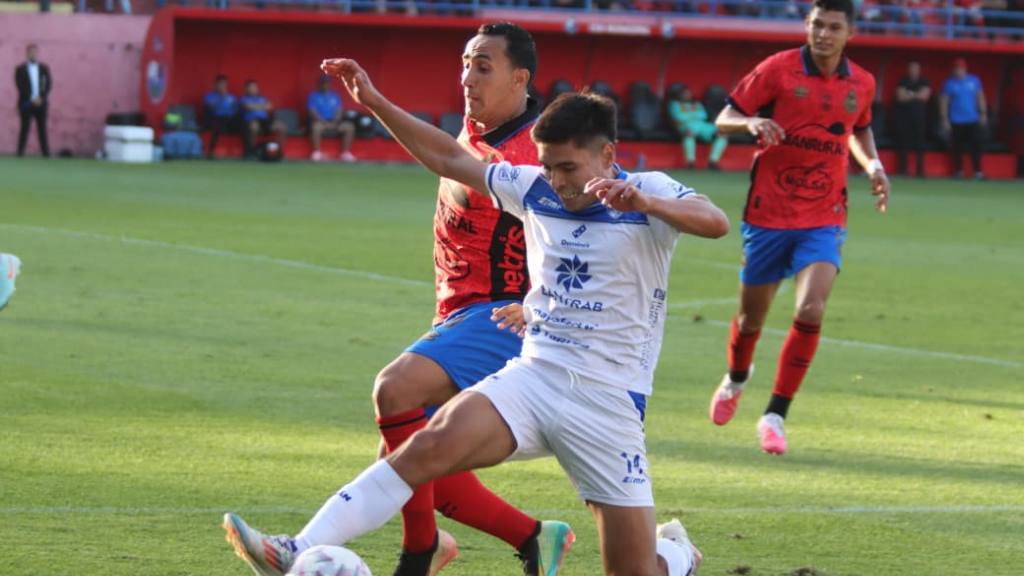 Apertura 2026: Municipal vs. Cobán Imperial | Alex Meoño