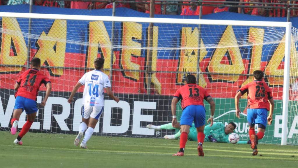 Apertura 2026: Municipal vs. Cobán Imperial | Alex Meoño