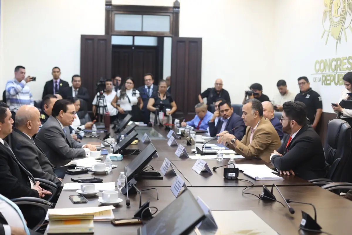 La iniciativa de reformas fue presentada ante la Comisión de Gobernación del Organismo Legislativo., Congreso de la República.