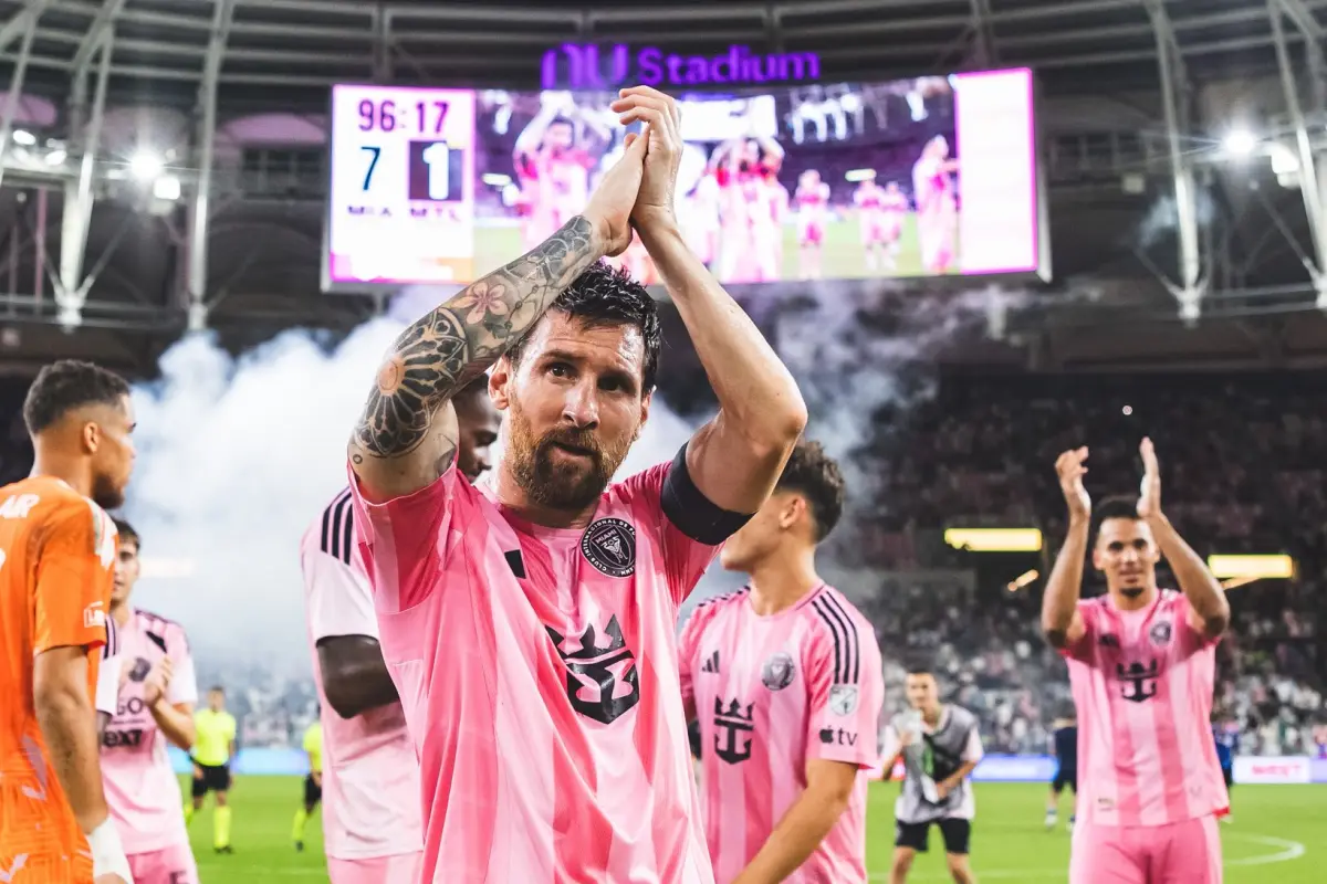 Lionel Messi celebra el triunfo del Inter Miami - Inter Miami