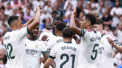Real Madrid golea y mantiene el paso perfecto en LaLiga