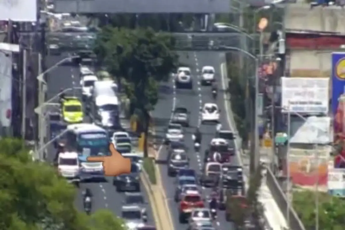 Autoridades viales destacaron un fuerte congestionamiento en las áreas aledañas al Puente Belice., Municipalidad de Guatemala.