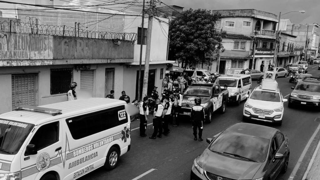Balacera deja dos fallecidos la colonia Castillo Lara, zona 7 | Bomberos Voluntarios