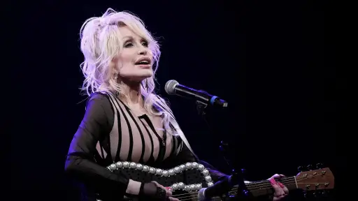 Dolly Parton ,Instagram