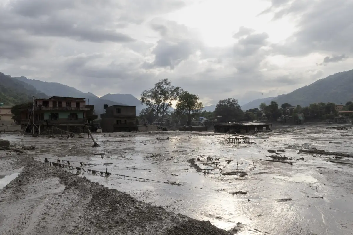 Inundación repentina en Nepal, EFE