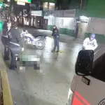 La mujer murió tras ser atropellada en la zona 1 de San José Pinula. ,Bomberos Voluntarios