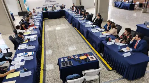 Postuladora oficializa nómina de candidatos para Contralor General