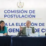 Integrantes de la comisión de postulación para la elección de Contralor General de Cuentas, incluido su presidente, Miquel Cortés, en reunión durante agosto de 2026. ,Omar Solís/Emisoras Unidas
