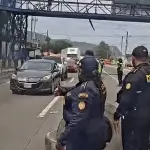 Se restablece el paso en 9ª avenida, zona 1, y km 37 de la ruta al Pacífico. ,Captura de pantalla video de X.