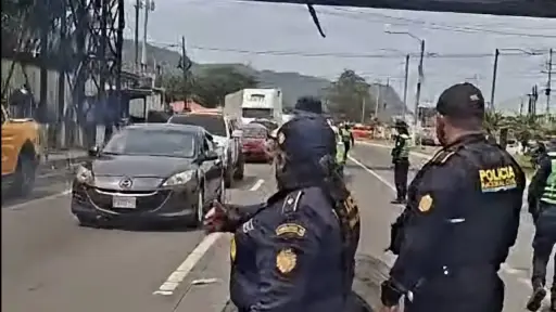 Se restablece el paso en 9ª avenida, zona 1, y km 37 de la ruta al Pacífico. ,Captura de pantalla video de X.
