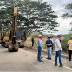 Personal y maquinaria ya trabajan en el Puente Guijo. ,CIV.